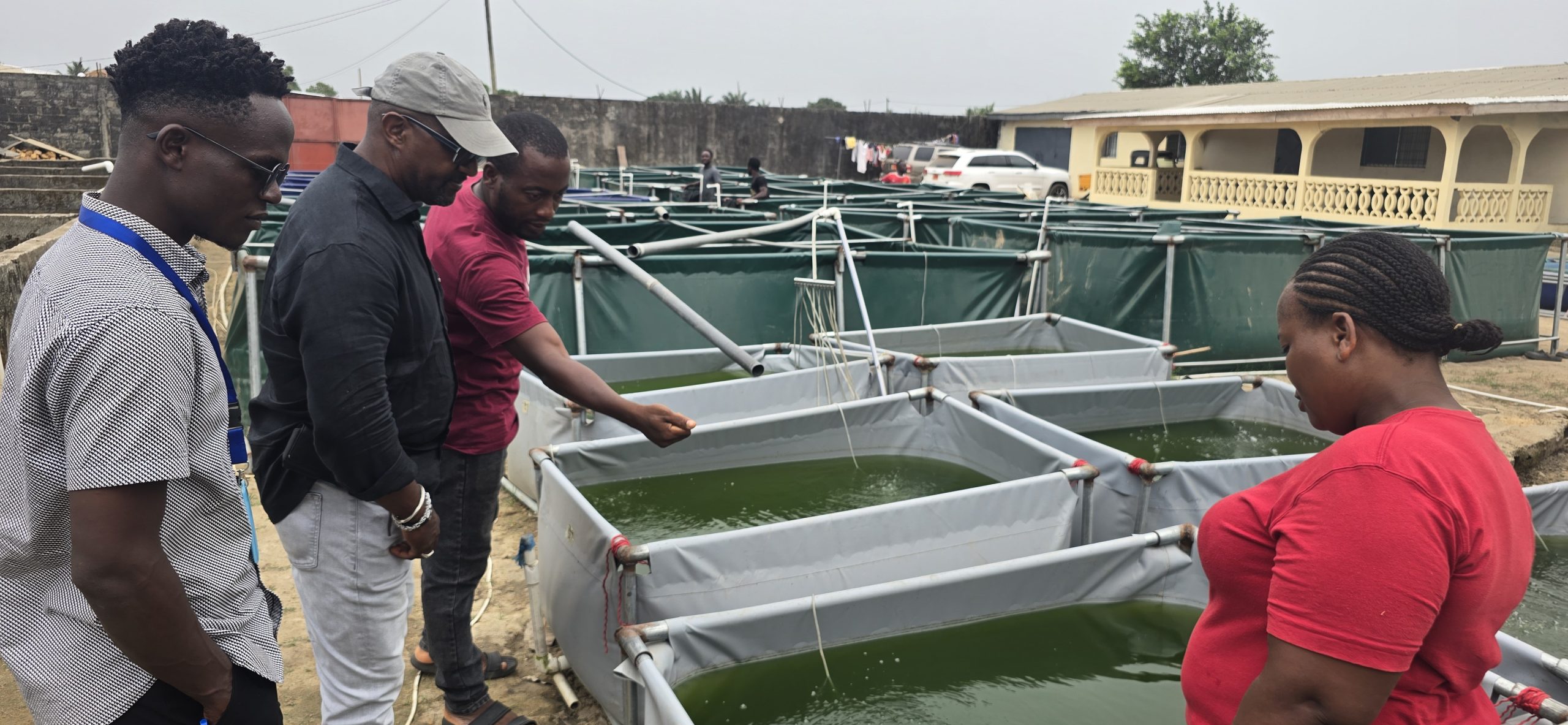 Read more about the article JNB Foundation’s boss motivated after visit to Garden Fish Farm 