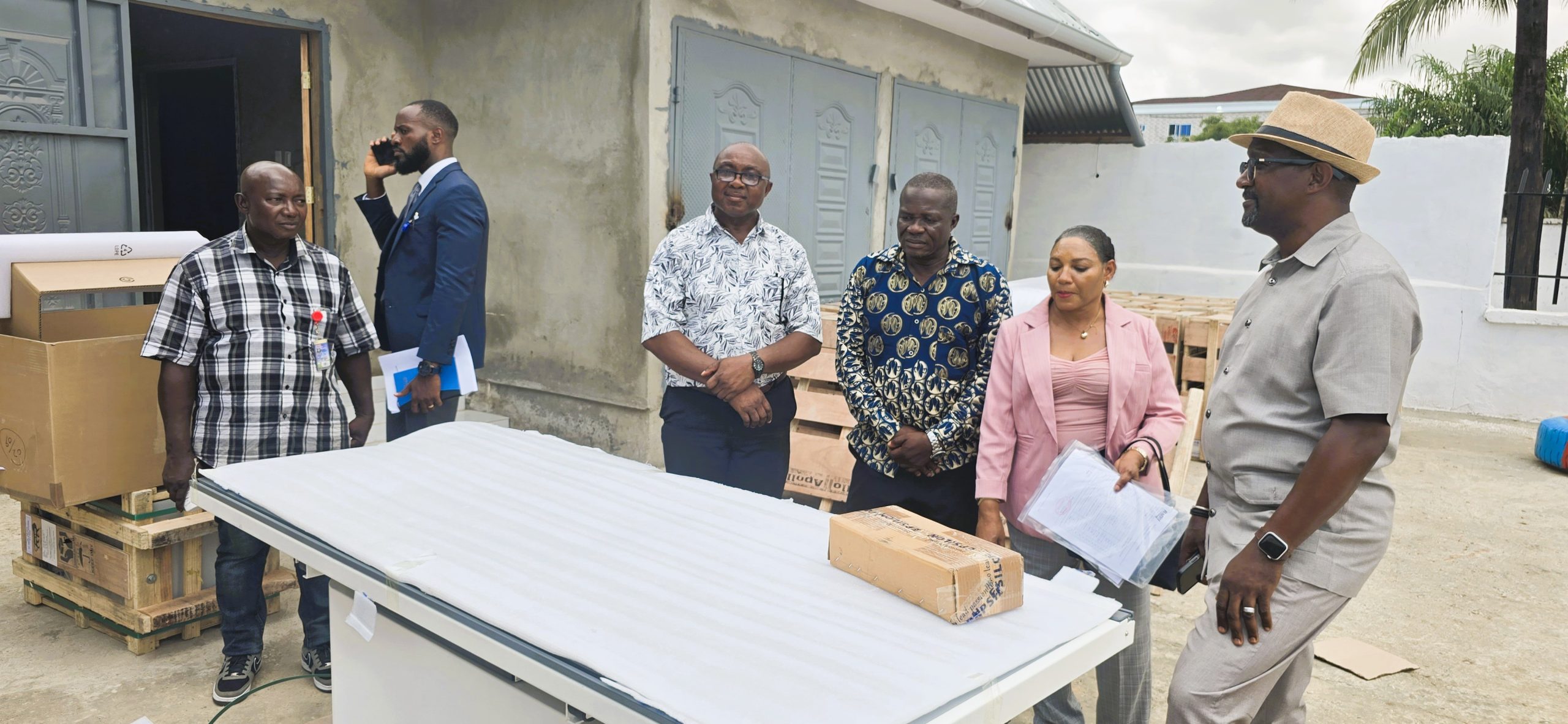 Read more about the article JFK Hospital administrators say the JNB Foundation’s donated X Ray machines will cut down patients’ waiting time